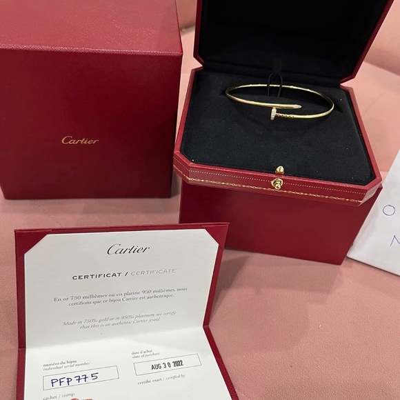 Cartier Juste un clou bracelet with diamonds - Picture 2 of 4